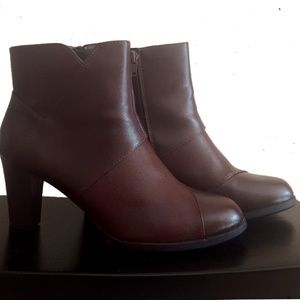 Mauve Life Stride Velocity With Memory Foam Size 9